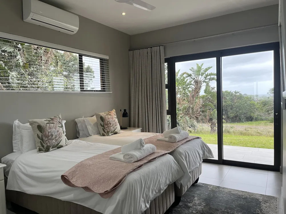 Villa Rentals 14309