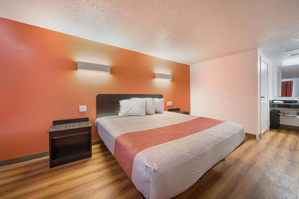 Motel 6-Hamburg, NY