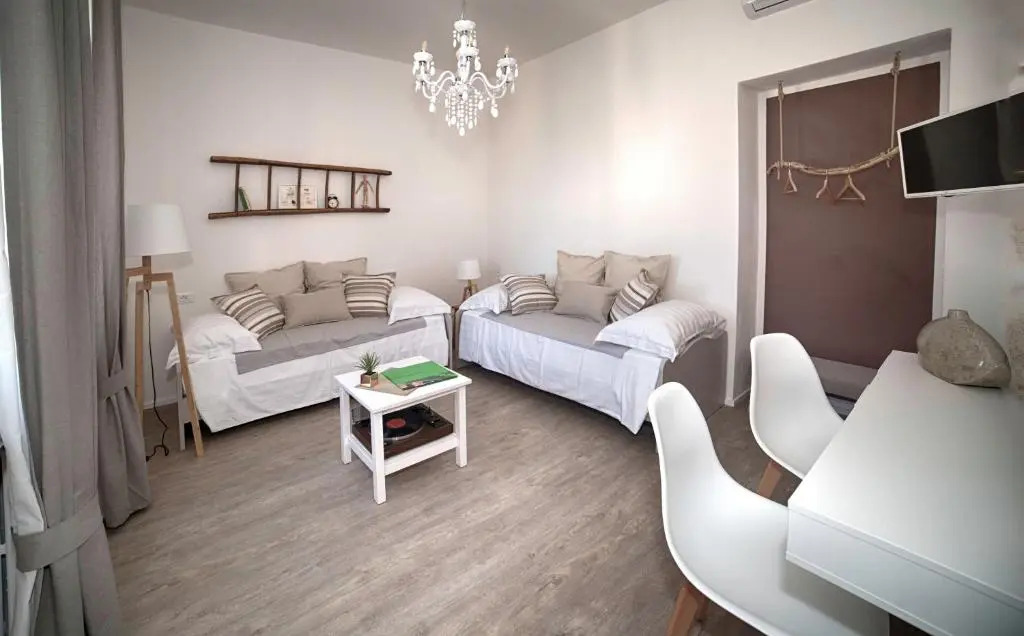 aMarti Suites B&B