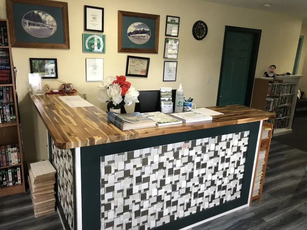 Evergreen Motel