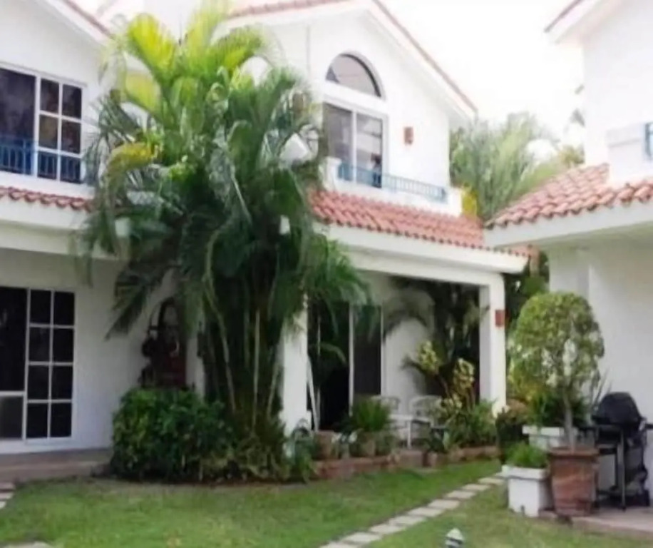 Casa en Marina Cid