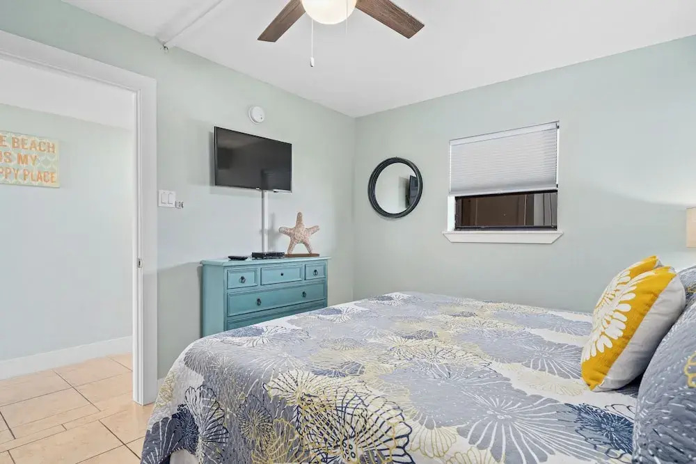 Laguna Reef 308 - Beautiful Bay View by Ryson Vacation Rentals