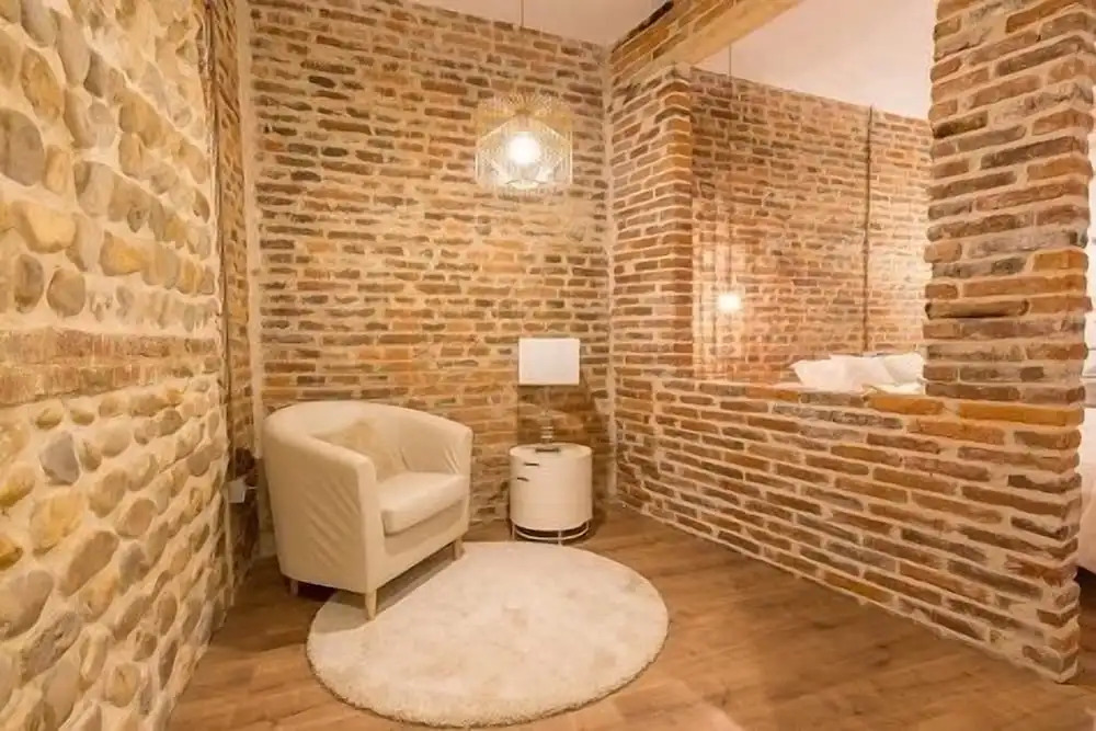 Hostal Albany