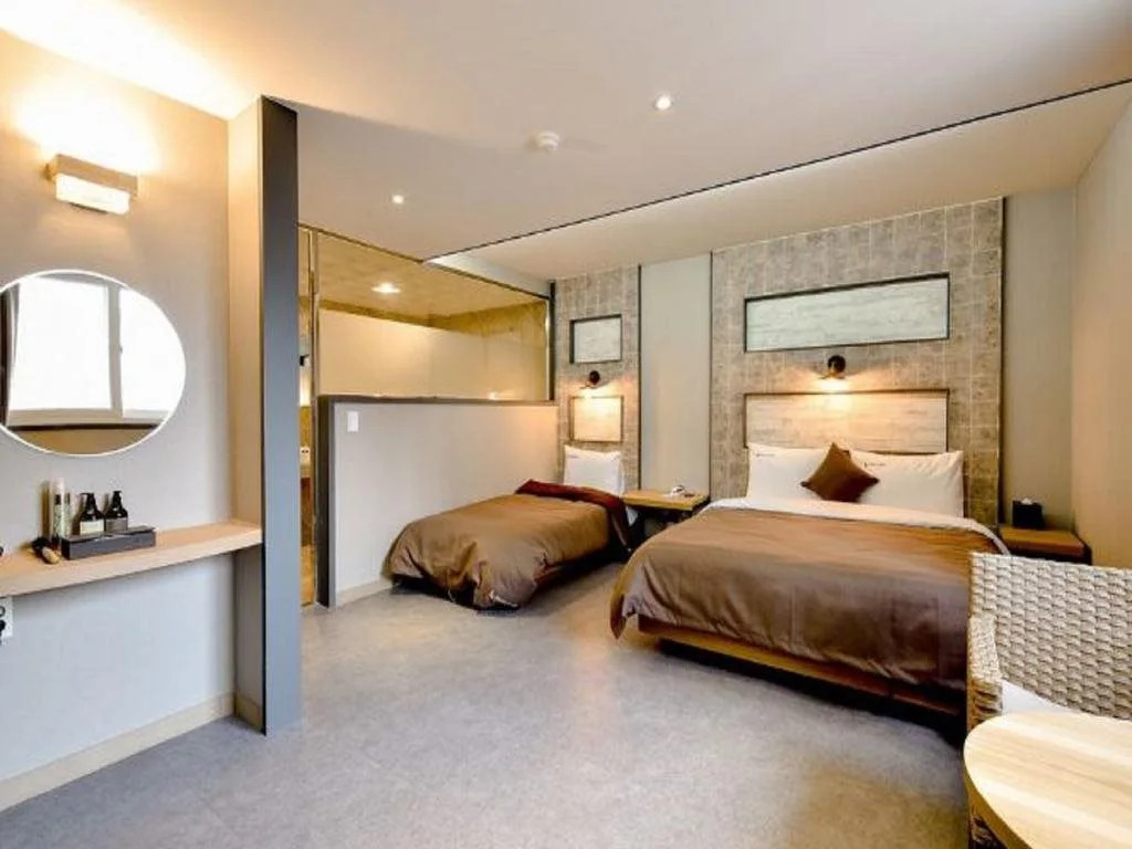 CozyTree Hotel