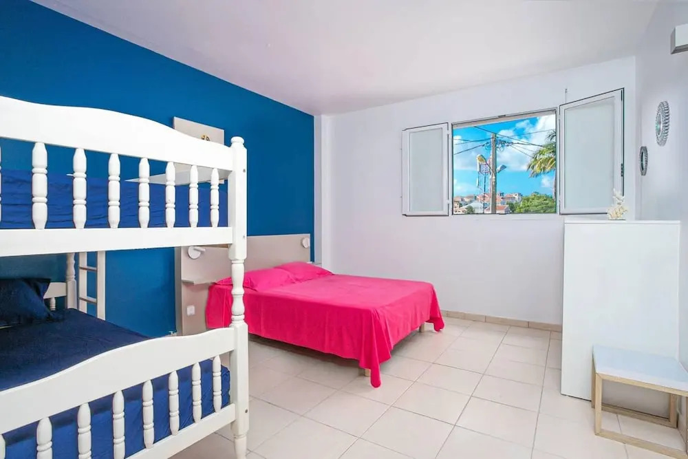 Apartment with 2 Bedrooms in Les Trois-Îlets, with Wonderful City View, Enclosed Garden And Wifi - 50 M From the Beach