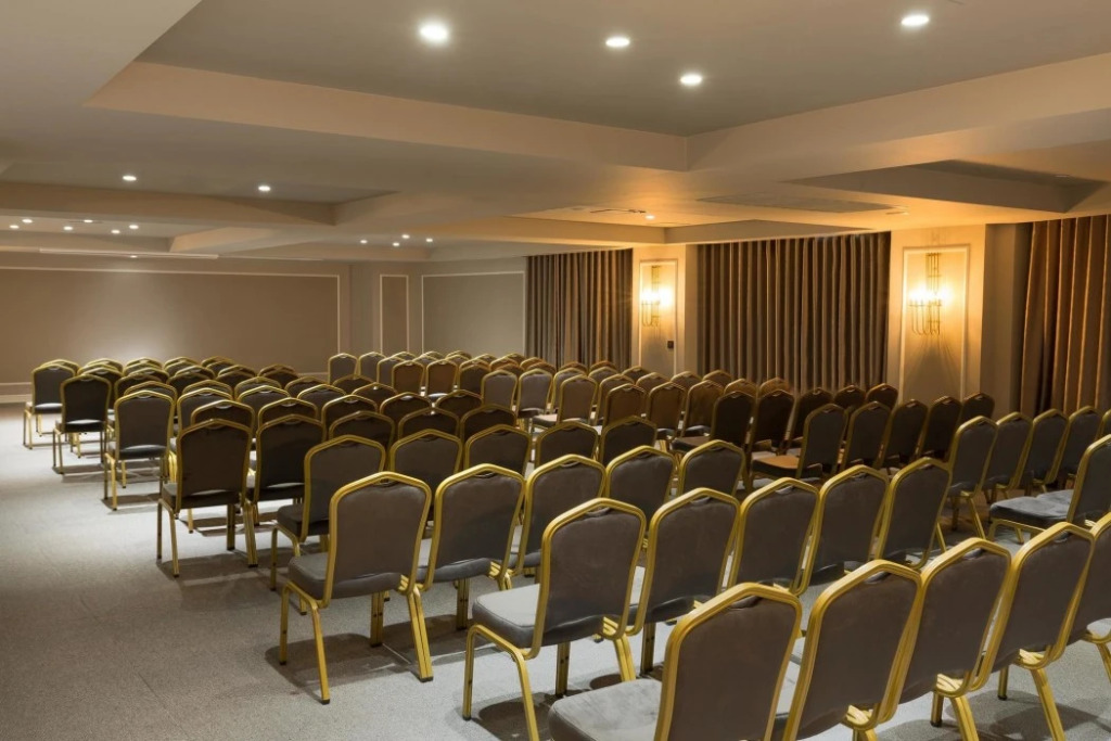 DoubleTree By Hilton Izmir Airport