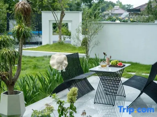 Manman·Angi Gorge Private Hot Spring Resort Designer Villa