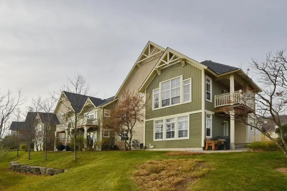 125 Fairway Court