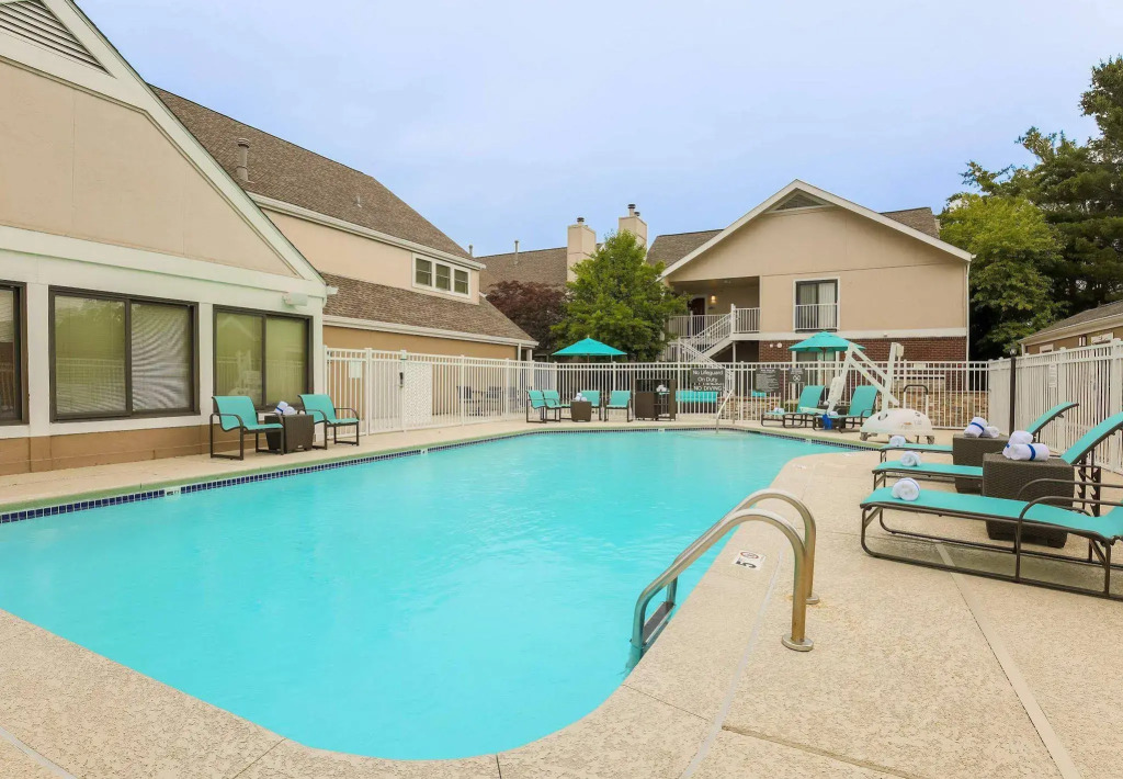 MainStay Suites St Louis - Galleria