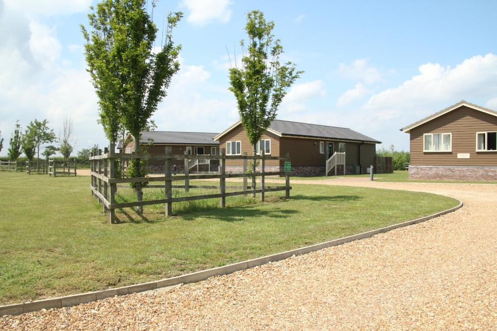 Waterside Lodges Cambridge