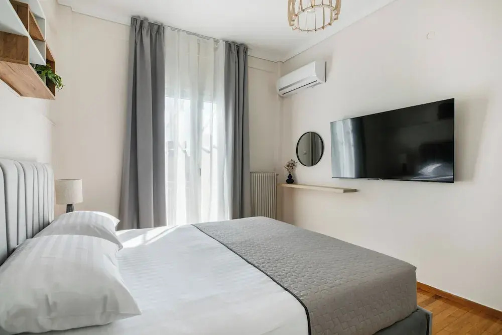 Helios Apartment by A&A Residences