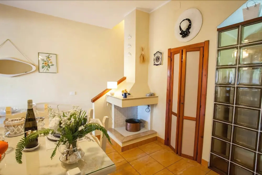 Strelitzia Holiday House