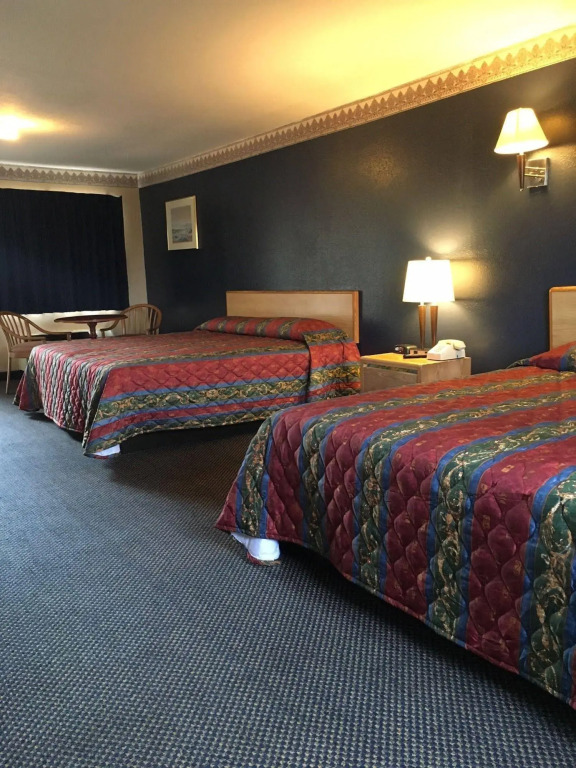 Regal Inn