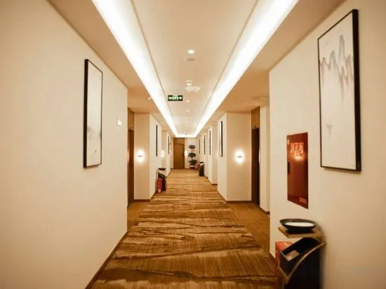 Linshui Zexin Business Hotel