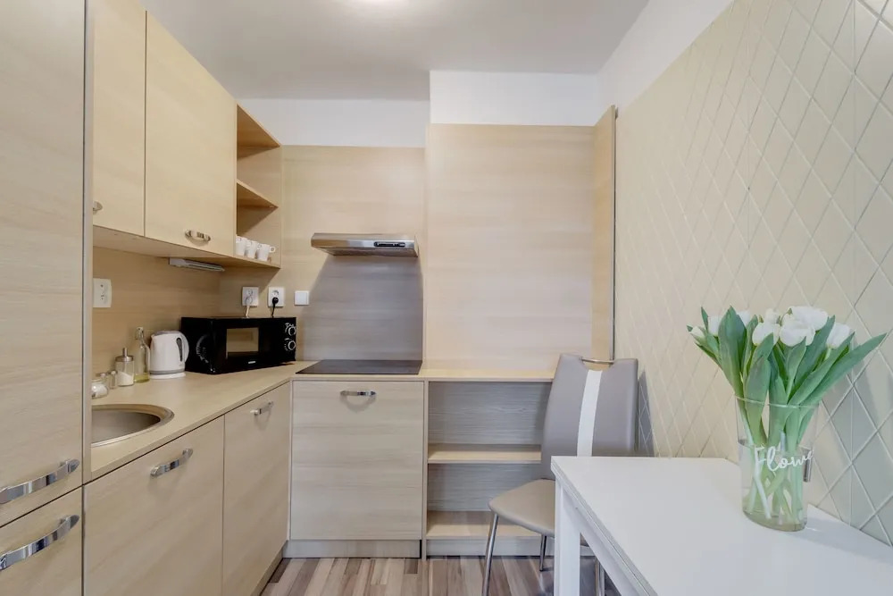 Bright Prague Castle Apartments