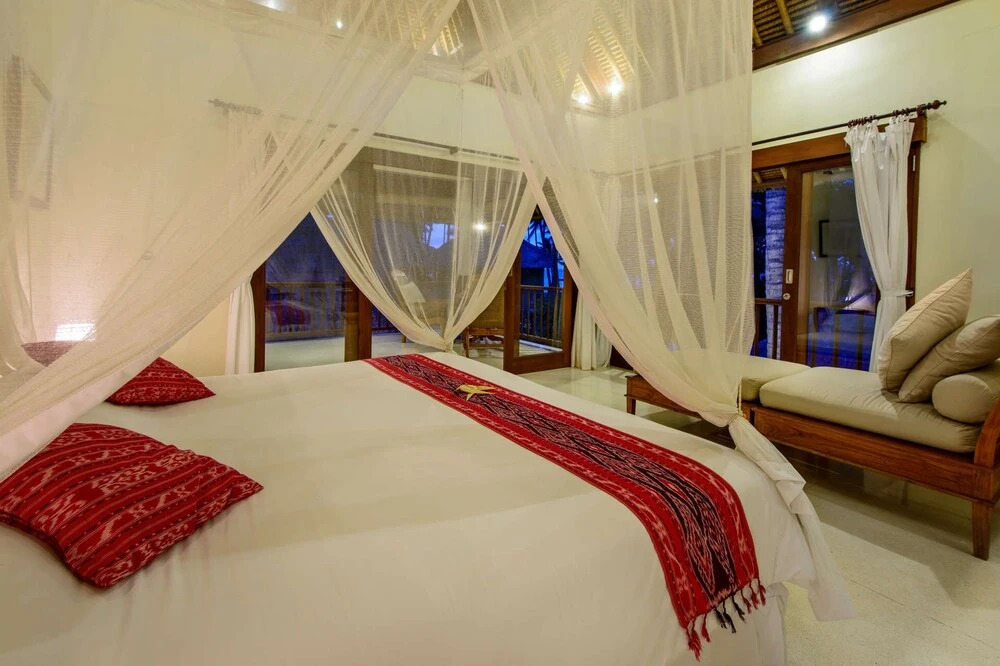 Bali Villa Near the Beach, 2015