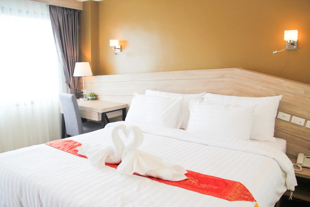 Porpiang Hotel - โรงแรมพอเพียง