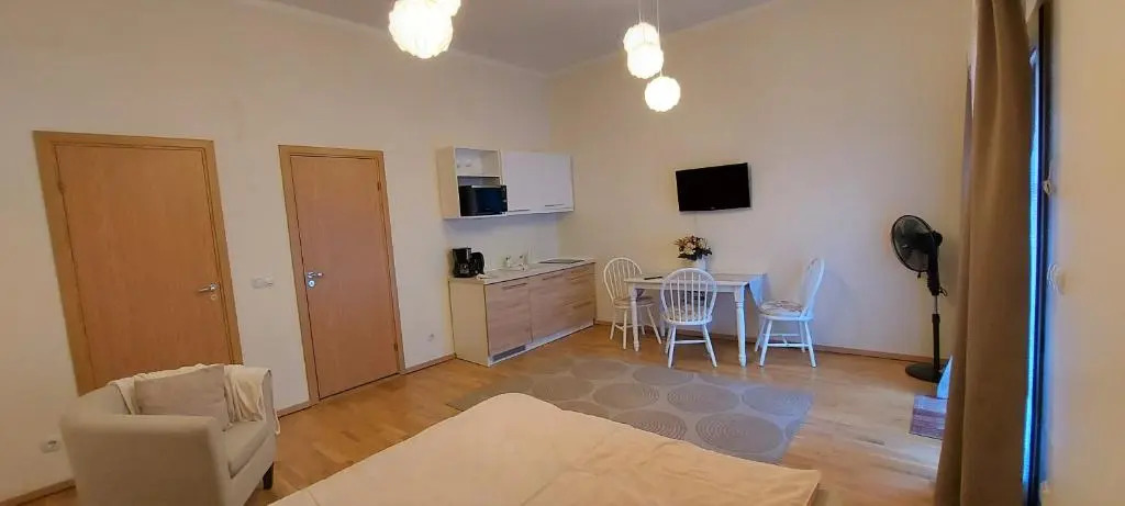 Kuninga 24/2 Old Town Apartments