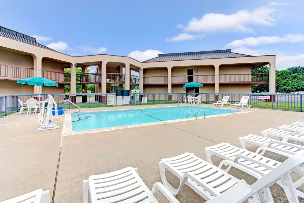 Days Inn by Wyndham Wilson