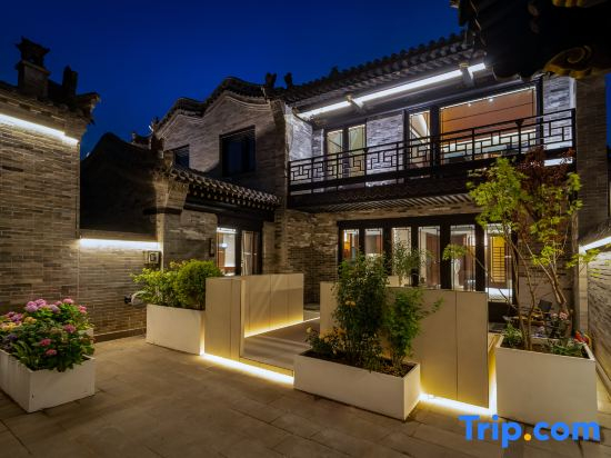 Mulan Residence (original designer homestay in the ancient city)