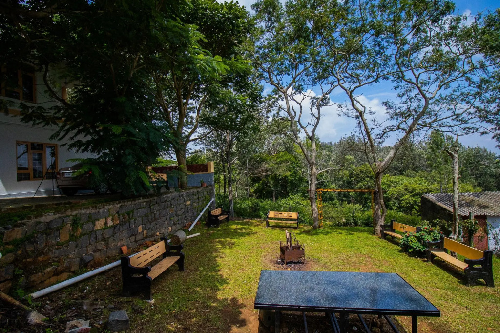 Livgrand - Clifton Inn Resorts, Yercaud - Residenza