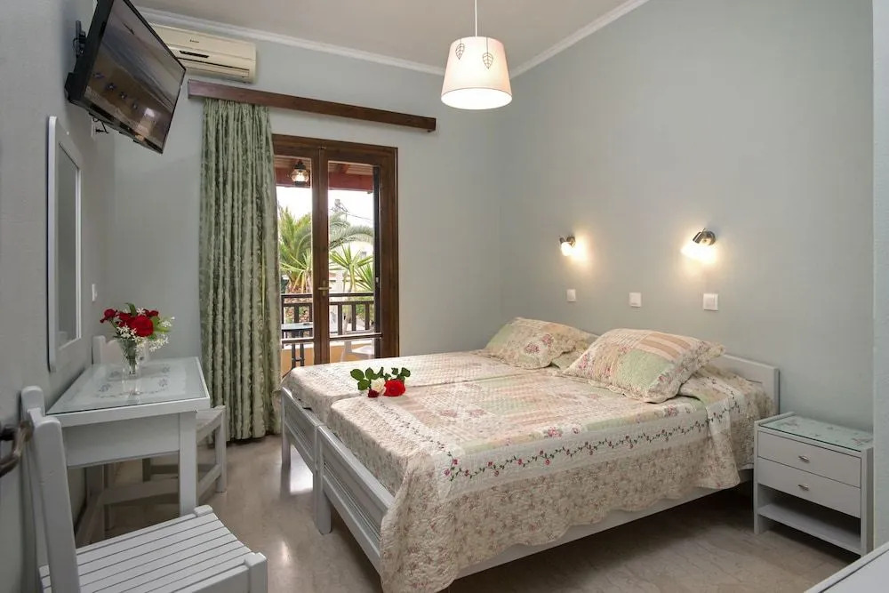 Eleni Apartments