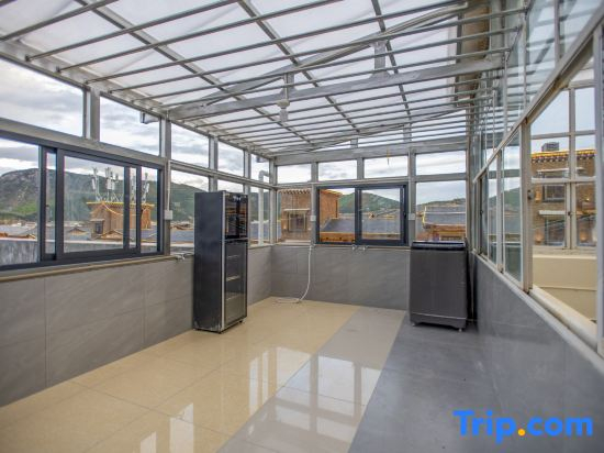 Yunmeng Oxygen Supply Hotel