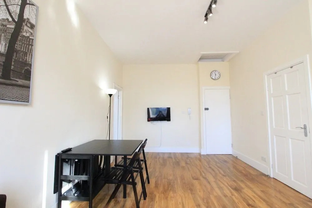 Cosy Marble Arch Apartments