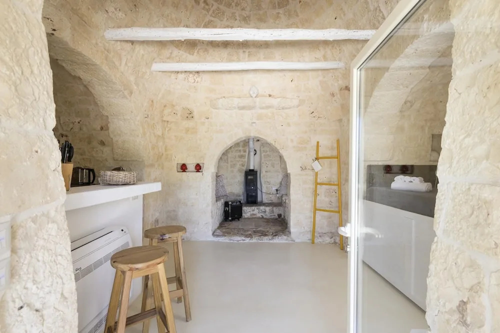 Trullo Cecapesce con Piscina by Wonderful Italy