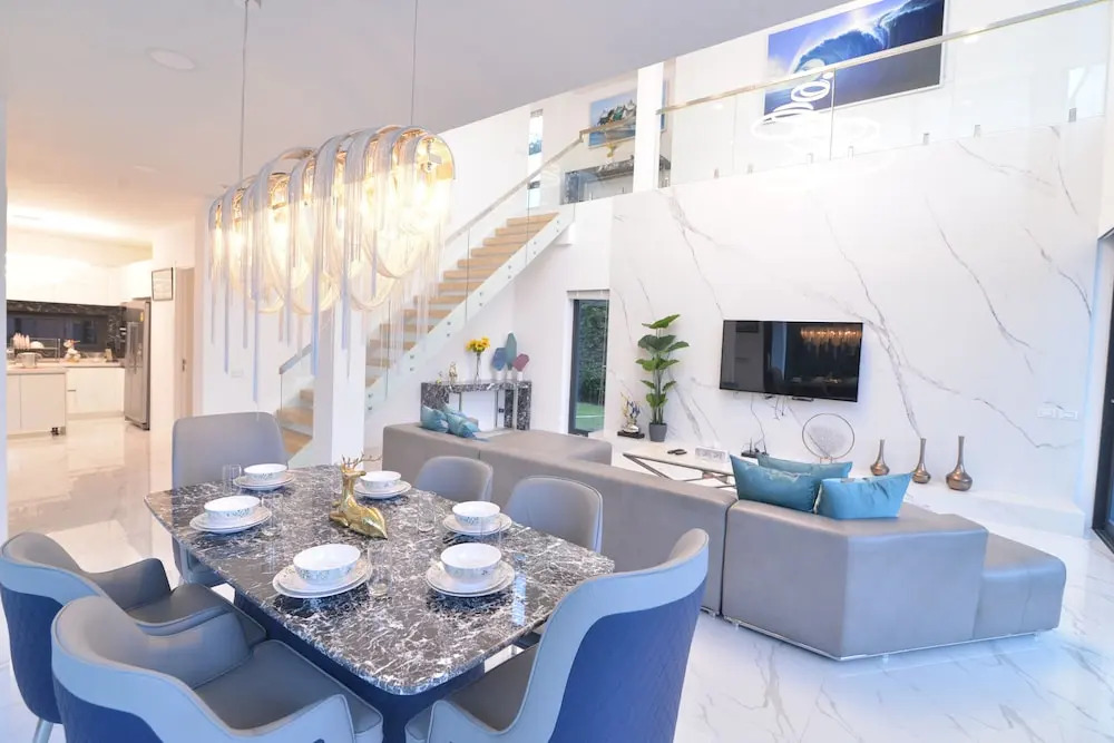 Private Pool Villa in Central Pattaya - Palmb1