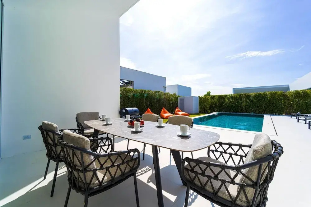 Modern 4 Bed Private Pool Villa - KH-B6