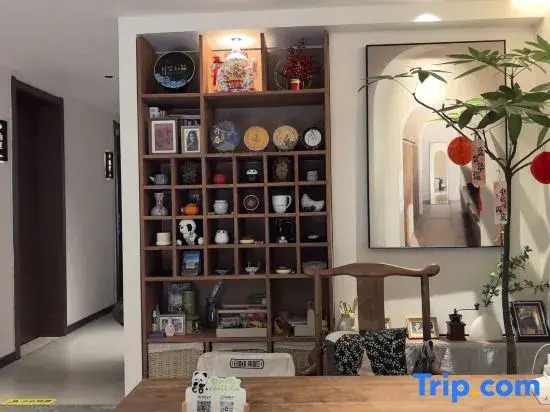 Shanqian Xiangwan B&B (Dujiangyan Scenic Area Branch)