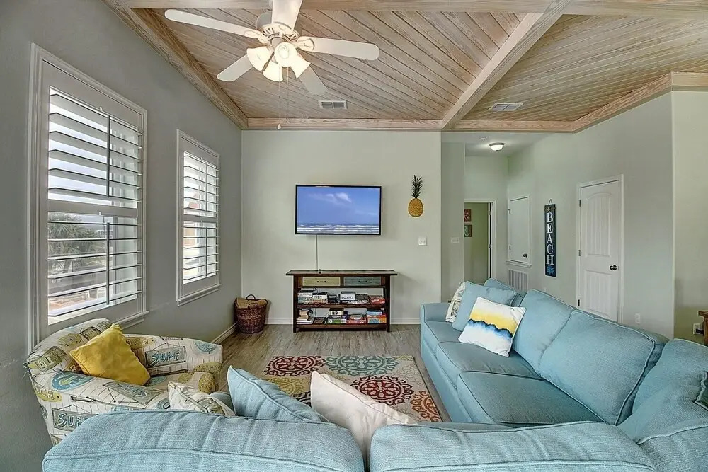 Piggy's Perch 4 Bedroom Townhouse by Redawning