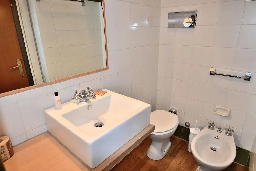 Greenery Loft - Sleeps 4 Lake View Terrace in Pai Di Torri del Benaco