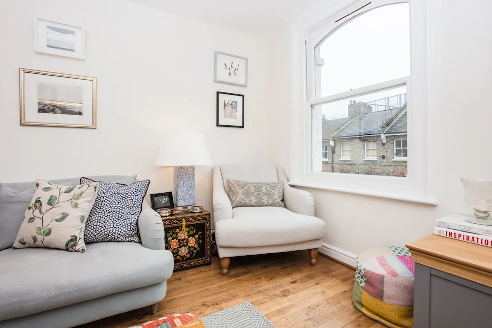 2 Bedroom Home In Islington