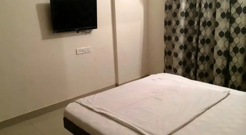 Mumbai Holiday Home-Neptune Powai