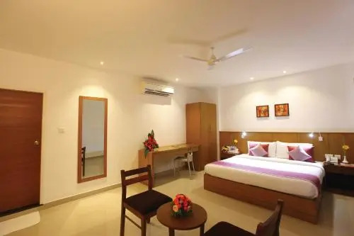 Hotel Samudra Sreekandapuram