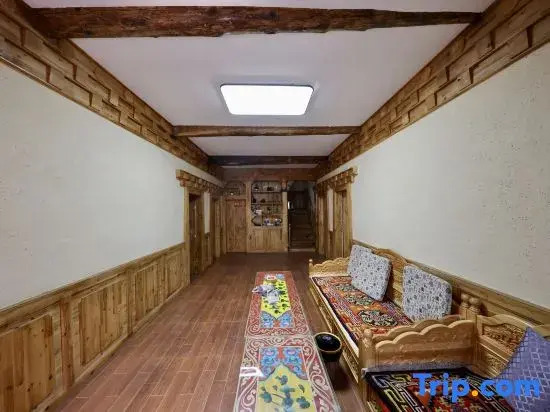 Danba E'qie Time Tibetan House Chinese Inn