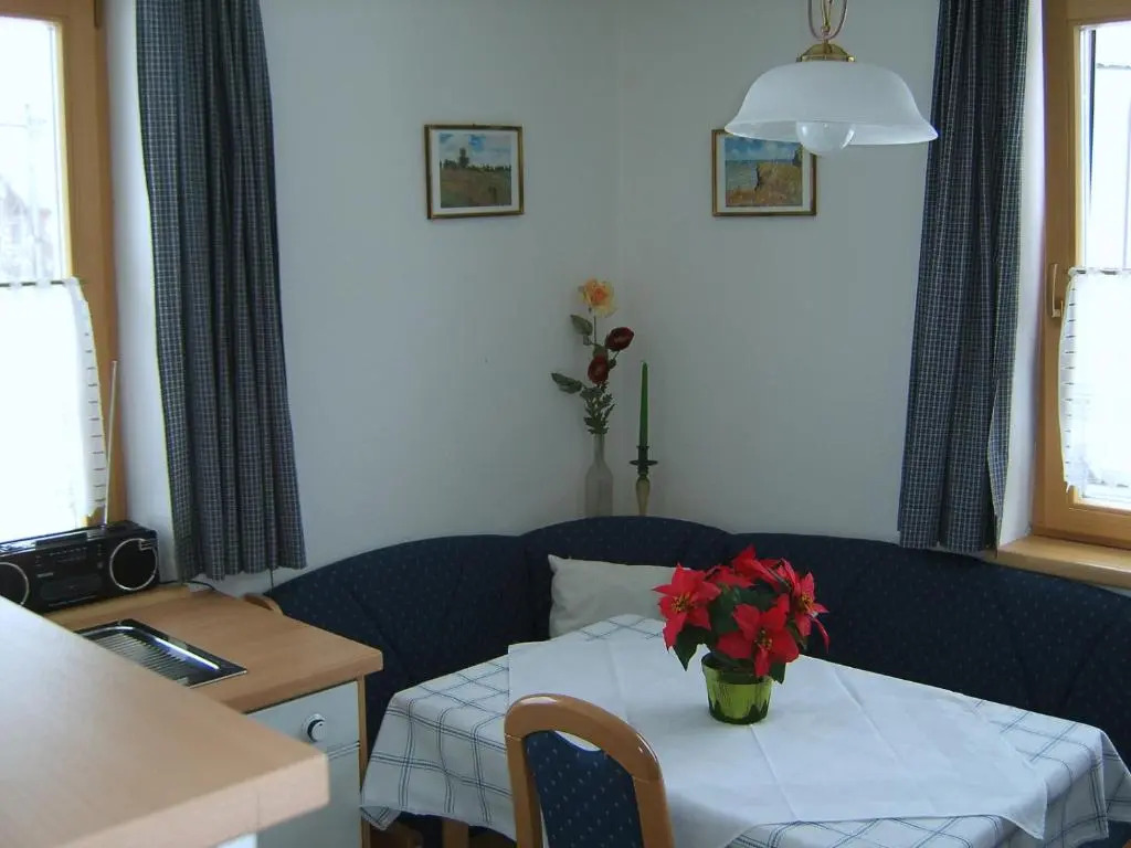 Haus Bauer Appartment II mit Balkon