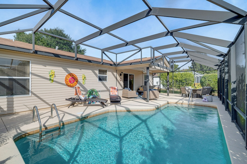 Golf, Dine & Relax Poolside! The Villages Retreat