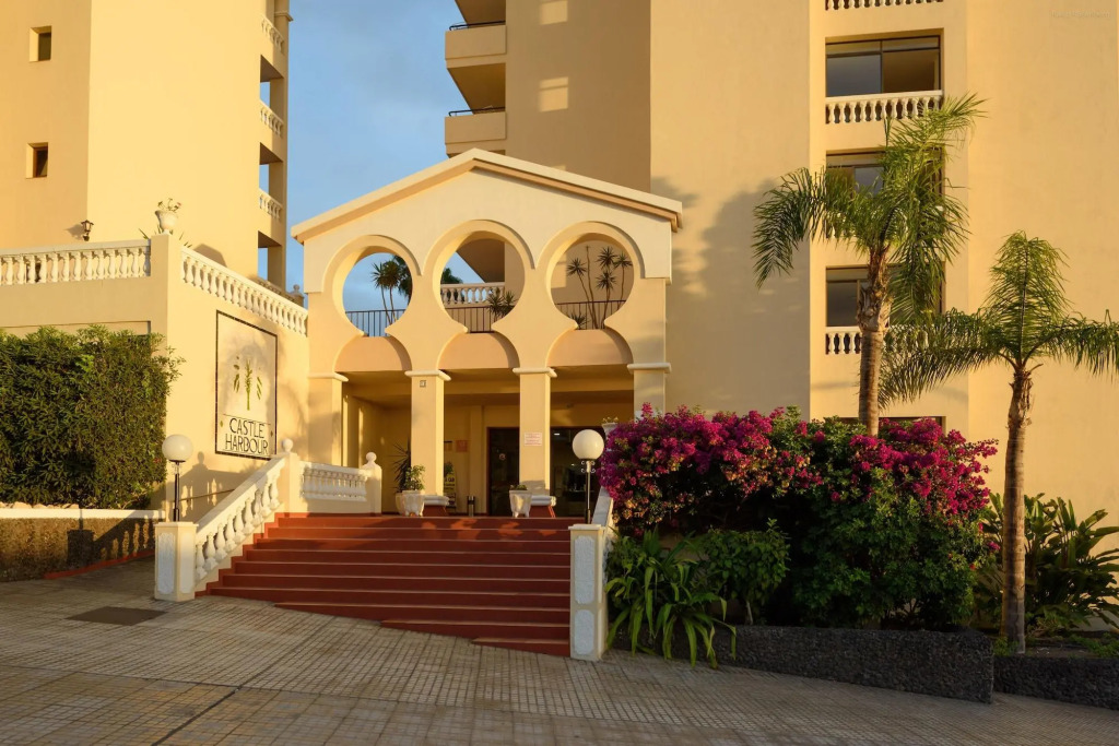 Castle Harbour Holiday Home Heated Pool Views by LoveTenerife