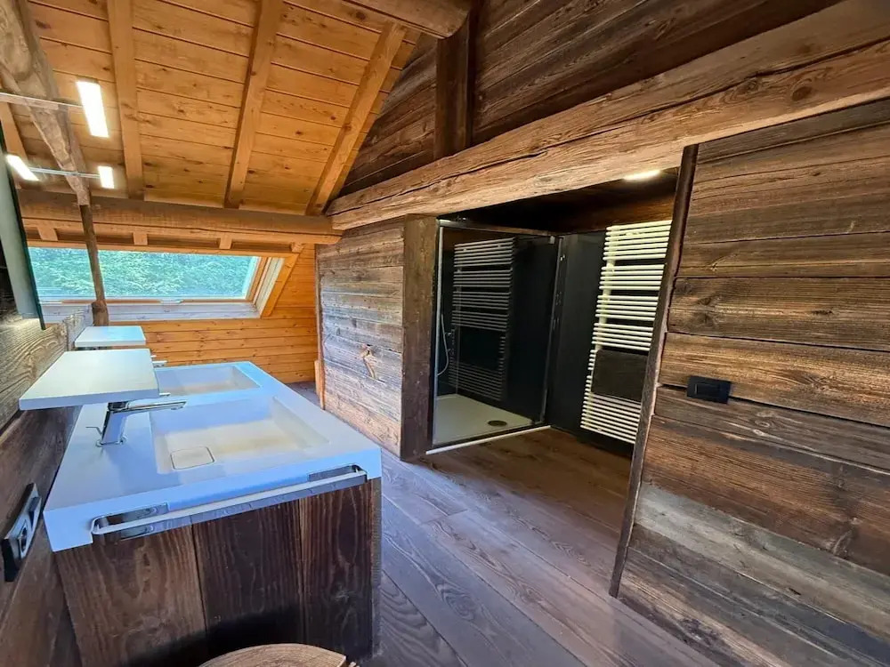 Spacious Chalet in Ovifat