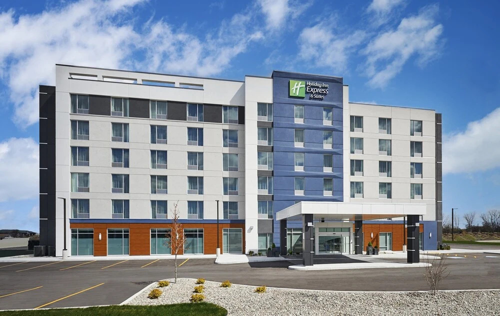 Holiday Inn Express & Suites Windsor East - Lakeshore by IHG