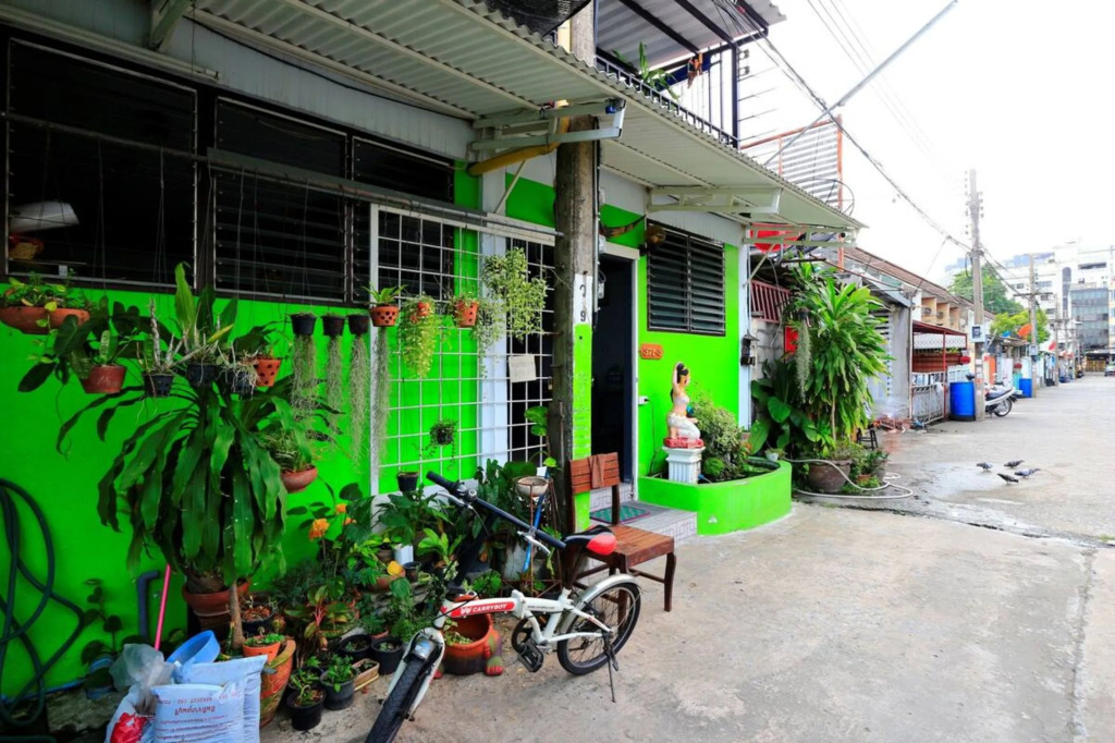 9G Room
