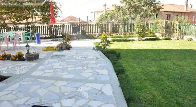 Damaja Guest House