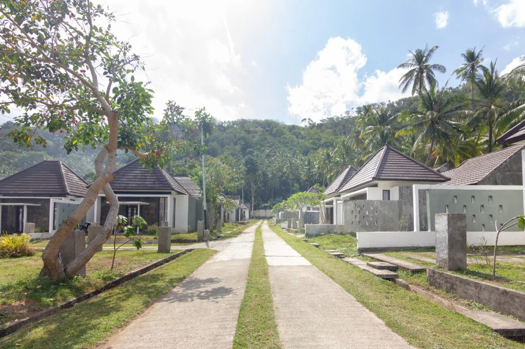 OYO 3796 Senggigi Villas