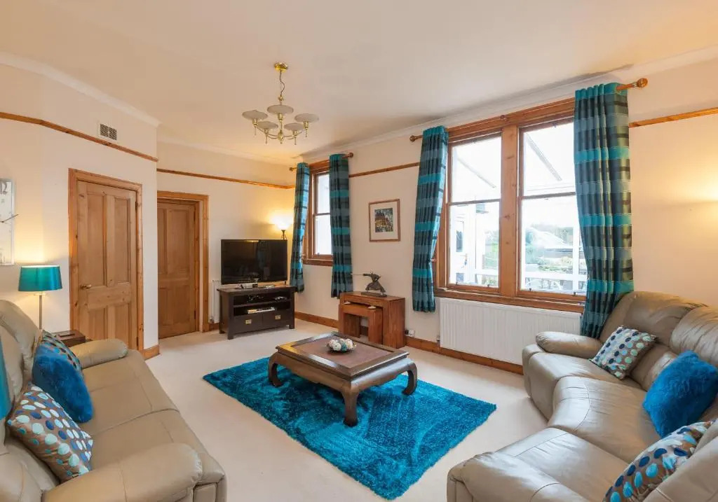 The Traquair Park Residence