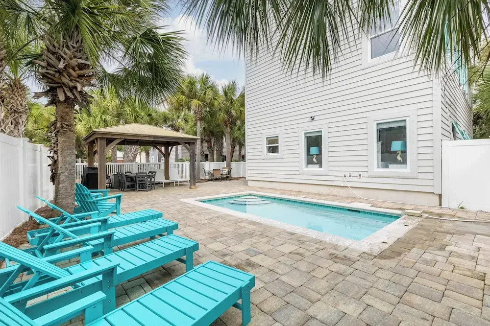 Gulfside Oasis by Avantstay Steps to Beach w/ Bbq, Pool & Video Arcade MAX OCC 20