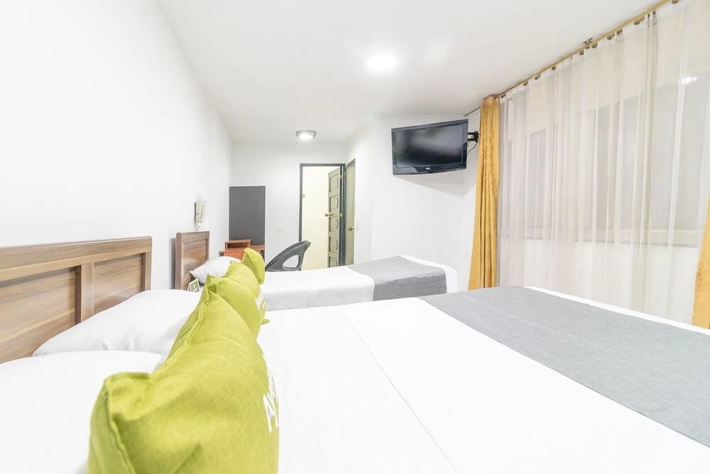 Hotel 52