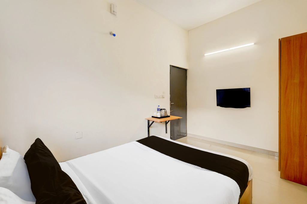 Silverkey Executive Stays 43874 Street Nanganallur